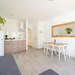 Ineika In - Balcony & Poolside Appartement *