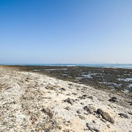 דירה Ineika In - Balcony & Poolside קורלחו