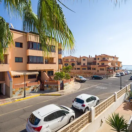 Ineika In - Balcony & Poolside