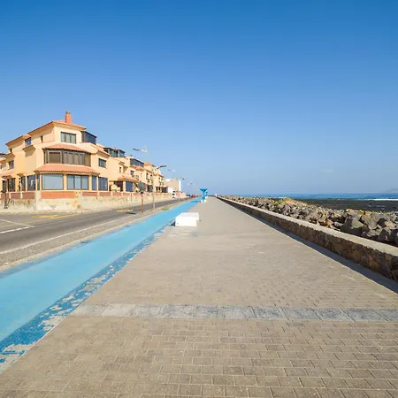 דירה Ineika In - Balcony & Poolside קורלחו