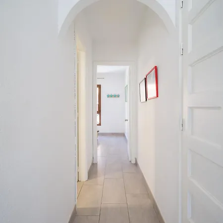 דירה Ineika In - Balcony & Poolside