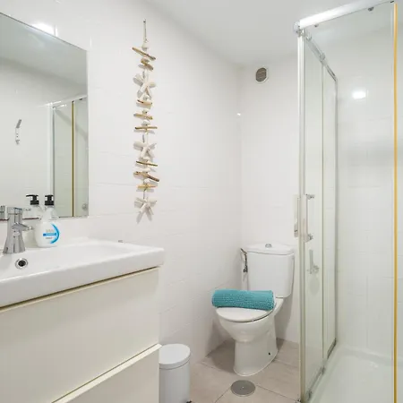 דירה Ineika In - Balcony & Poolside *