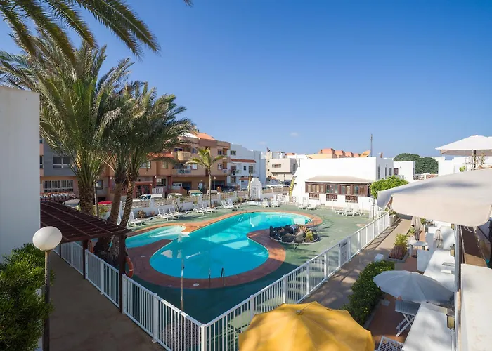 Apartmán Ineika In - Balcony & Poolside