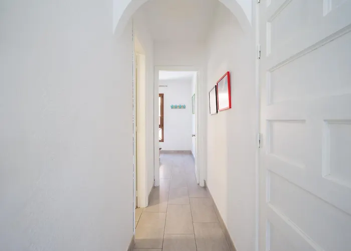 Apartmán Ineika In - Balcony & Poolside